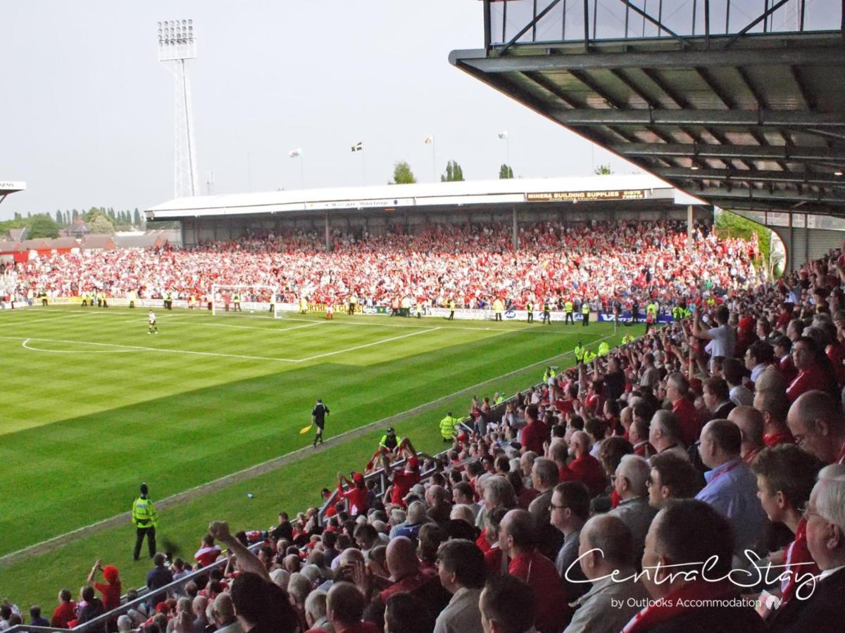 The Lower Gathering - Town Centre - Sleeps Up To 10 Wrexham Exterior foto